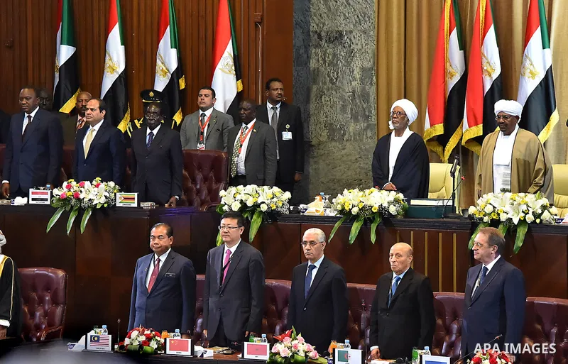 Egyptian President Abdel Fattah al-Sisi attends Sudanese President Omar al-Bashir's swearing in ceremony for another term of five years at the parliament in Khartoum, on June 2, 2015, a month and a half after his victory...