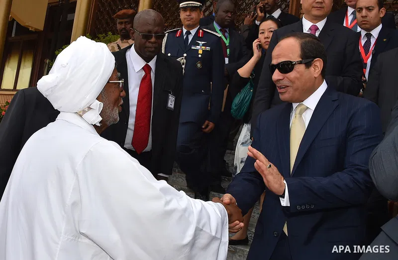 Egyptian President Abdel Fattah al-Sisi attends Sudanese President Omar al-Bashir's swearing in ceremony for another term of five years at the parliament in Khartoum, on June 2, 2015, a month and a half after his victory...