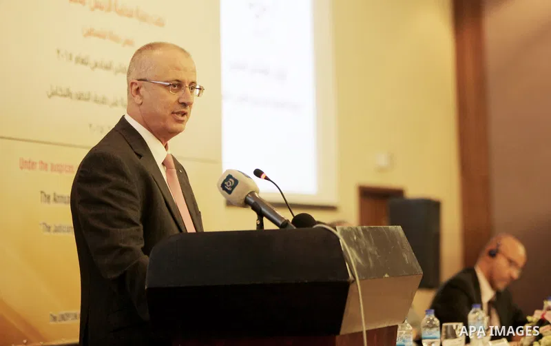 Palestinian Prime Minister speaks during the sixth Judicial Conference, in the West Bank city of Ramallah on June 4, 2015. Photo by Prime Minister Office
