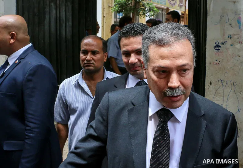 Egyptian Minister of Education Moheb El-Rafii visits a school during the first day of high school exams, in Cairo, June 6, 2015. Photo by Amr Sayed
