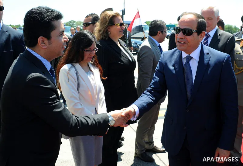 Egyptian President Abdel Fattah al-Sisi leaves Hungary after a visit for two day in Budapest on June 6, 2015. Photo by Egyptian Presidency