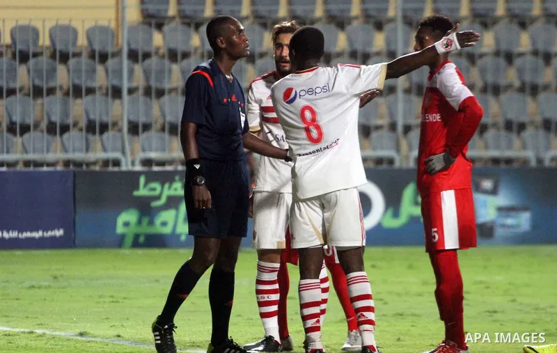 Players of al-Zamalek club vs players of Sanga club, at Petrosport Stadium, in Cairo, June 7, 2015. Photo by Amr Sayed
