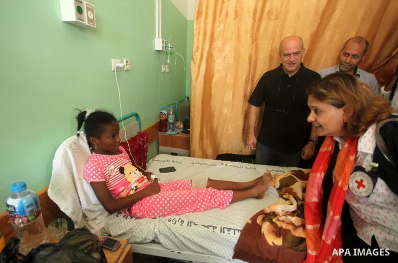 Head of the Red Cross mission in Israel and the Palestinian territories Jacques De Maio, visits the al-Aqsa Martyrs Hospital in Deir al-Balah in the northern Gaza Strip July 29, 2015. Photo by Ashraf Amra