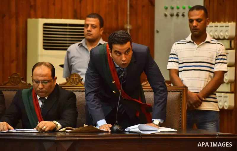 Egyptian Judge attends the trial of defendants in Boulaq riots case at a court in Cairo on August 01, 2015. Cairo Criminal Court delayed the trial of 379 Muslim Brotherhood (MB) members over charges of illegal possession...