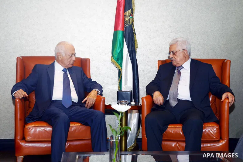 Palestinian President Mahmoud Abbas meets with Secretary General of the Arab League Nabil Elaraby, in Cairo on August 4, 2015. Photo by Thaer Ganaim