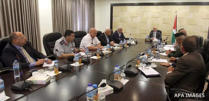 Palestinian Prime Minister Rami Hamdallah meets with Palestinian security chiefs, in the West Bank city of Ramallah on August 9, 2015. Photo by Prime Minister Office