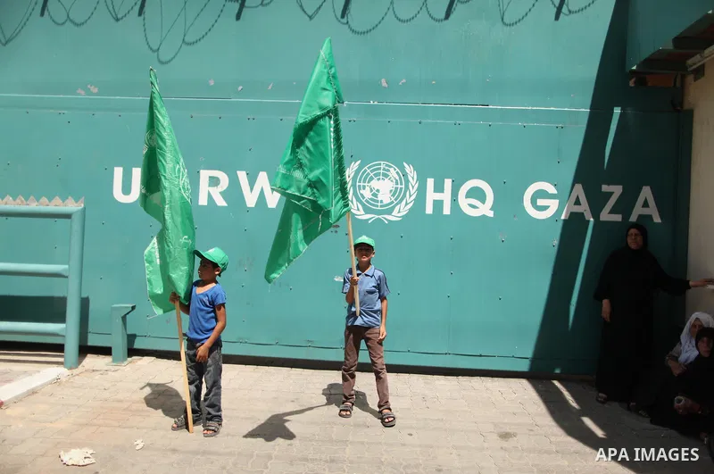 Palestinian women take part in a protest against possible reductions of the services and aid offered by United Nations Relief and Works Agency (UNRWA), in front of UNRWA headquarters in Gaza City August 16, 2015. Photo b...