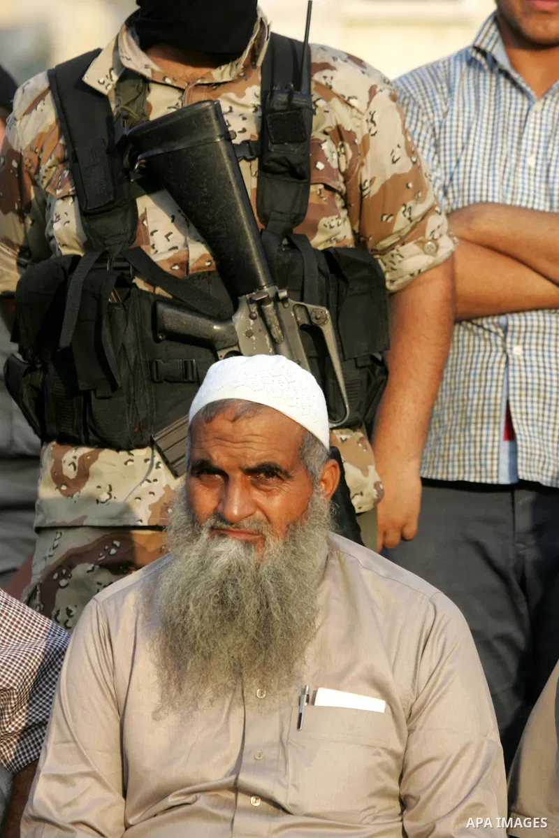 Palestinians attend a graduation ceremony of a military-style camp organized by Islamic Jihad movement, in Khan Younis in the southern Gaza Strip, on August 18, 2015. Photo by Abed Rahim Khatib