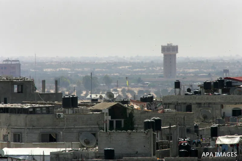 A general view show the border between Egypt and the southern Gaza Strip town of Rafah, on August 24, 2015. Photo by Abed Rahim Khatib