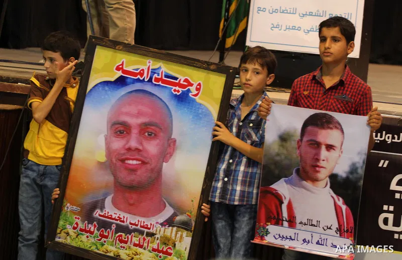 Families of Palestinians who were abducted of by gunmen is Egypt's Sinai's northern region, attend a meeting, in Gaza city on August 30, 2015. Gunmen in Egypt boarded a bus carrying Palestinians from Cairo to Gaza and se...