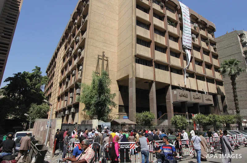 Egyptians wait in line to submit nomination paperwork for potential candidates in parliamentary elections, at a courthouse in Cairo, Sept. 1, 2015. Egypt on Sunday announced that long-awaited parliamentary elections will...