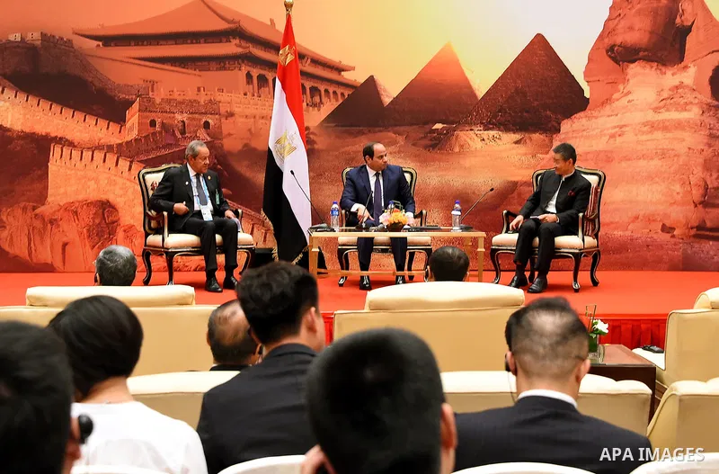 Egyptian President Abdel-Fattah al-Sisi meets with Chinese businessmen in Beijing, capital of China, Sept. 2, 2015, to attend events commemorating the 70th anniversary of the victory in the Chinese People's War of Resist...