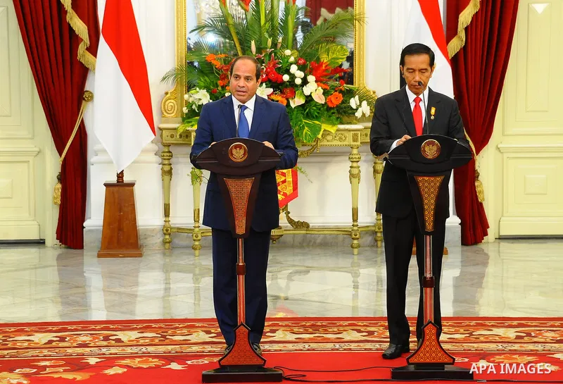 Egyptian President Abdel Fattah al-Sisi and Indonesia's President Joko Widodo attend a joint press conference in Jakarta on September 4, 2015. Al-Sisi, who arrived from Beijing, is on the final stop of his near week-long...