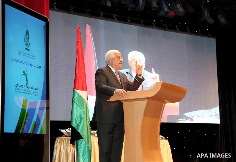 Palestinian President, Mahmoud Abbas (Abu Mazen) participates in the opening of the First National Forum for innovators in Palestine in the West Bank city of Ramallah, on Sept. 12, 2015. Photo by Osama Falah