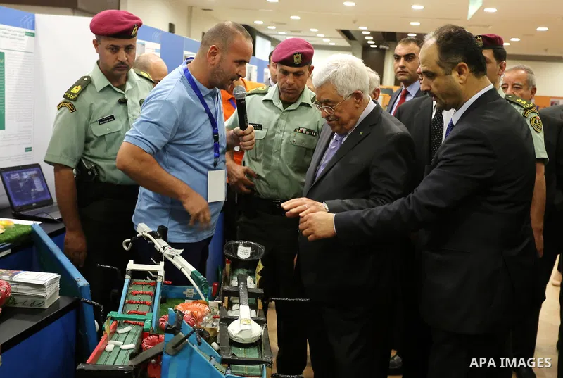 Palestinian President, Mahmoud Abbas (Abu Mazen) participates in the opening of the First National Forum for innovators in Palestine in the West Bank city of Ramallah, on Sept. 12, 2015. Photo by Shadi Hatem