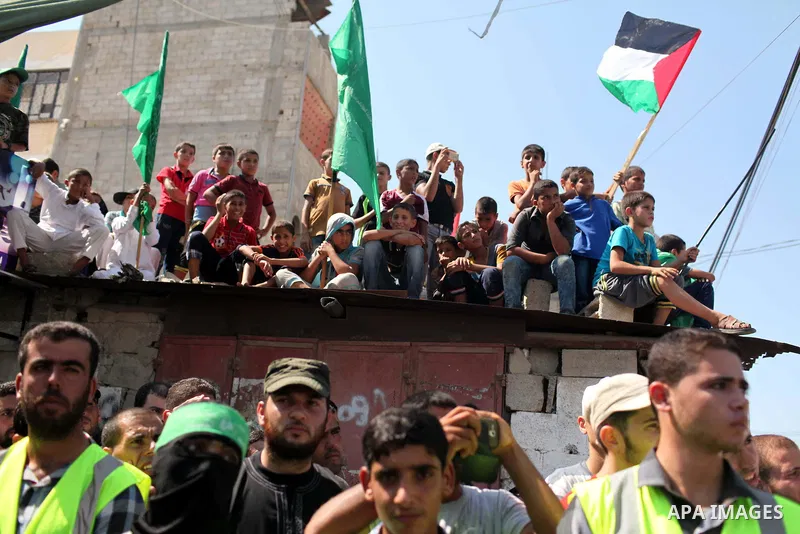 Palestinian Hamas supporters take part in a protest against the Israeli police raid on Jerusalem's al-Aqsa mosque on Tuesday, in Khan Younis in the southern Gaza Strip, September 18, 2015. Israel deployed hundreds of ext...