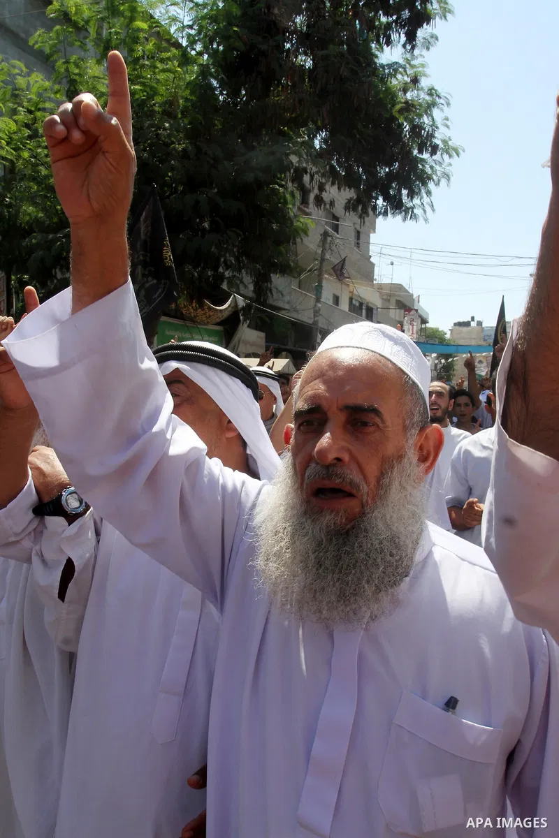 Palestinian Islamic Jihad supporters take part in a protest against the Israeli police raid on Jerusalem's al-Aqsa mosque on Tuesday, in Rafah in the southern Gaza Strip, September 18, 2015. Israel deployed hundreds of e...