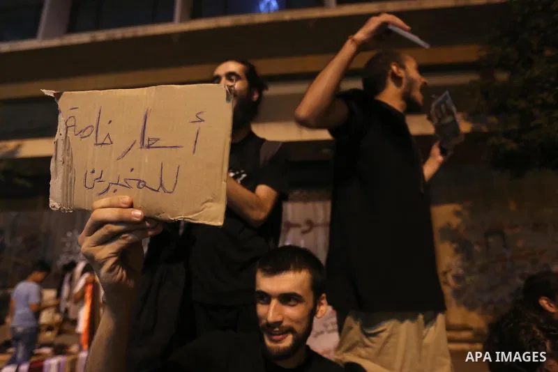Lebanese participate in a popular market "Abu Rakhosa market" during the campaign "we want to accountable" against the head of the Beirut Traders Association Nicolas Shammas, in Riad al-Solh square in front of the Grand...