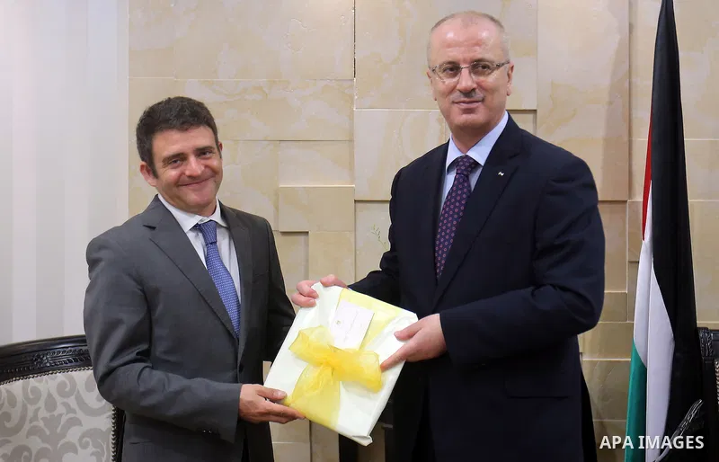 Palestinian Prime Minister, Rami Hamdallah, meet with Representative of the Republic of Malta with the Palestine Marc Patch, in the West Bank city of Ramallah, on Sept. 20, 2015. Photo by Prime Minister Office
