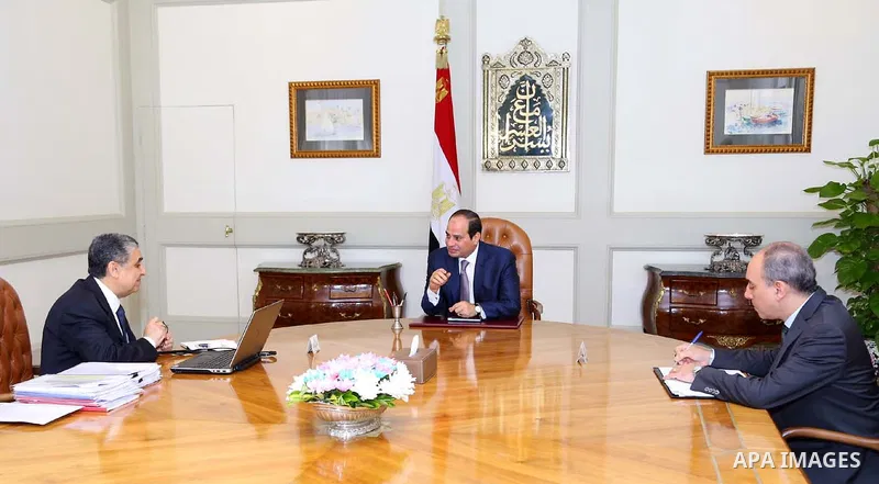 Egyptain President Abdel Fattah al-Sisi meets with Mohammed Shaker Almraqbi Minister of Electricity and Renewable Energy in Cairo, Egypt, October 10, 2015. Photo by Egyptian President Office