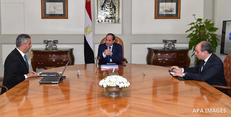 Egyptian President Abdel Fattah al-Sisi meets with Saad Al-Jyoshi minister of Transportation in Cairo, Egypt, on Dec. 06, 2015. Photo by Egyptian President Office