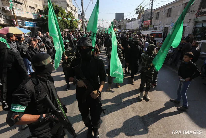 Palestinians take part in a rally marking the 28th anniversary of Hamas' founding, in Gaza City December 14, 2015. Photo by Mohammed Asad