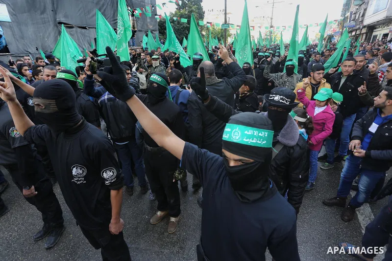 Palestinians take part in a rally marking the 28th anniversary of Hamas' founding, in Gaza City December 14, 2015. Photo by Mohammed Asad