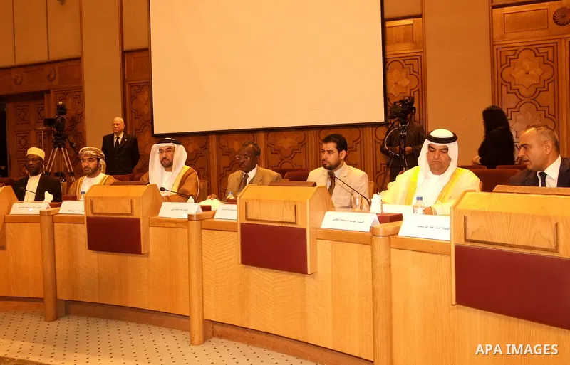 Members of the Arab League Parliament attend a meeting at the Arab League's headquarters in the Egyptian capital, Cairo, on January 12, 2016. Photo by Stringer