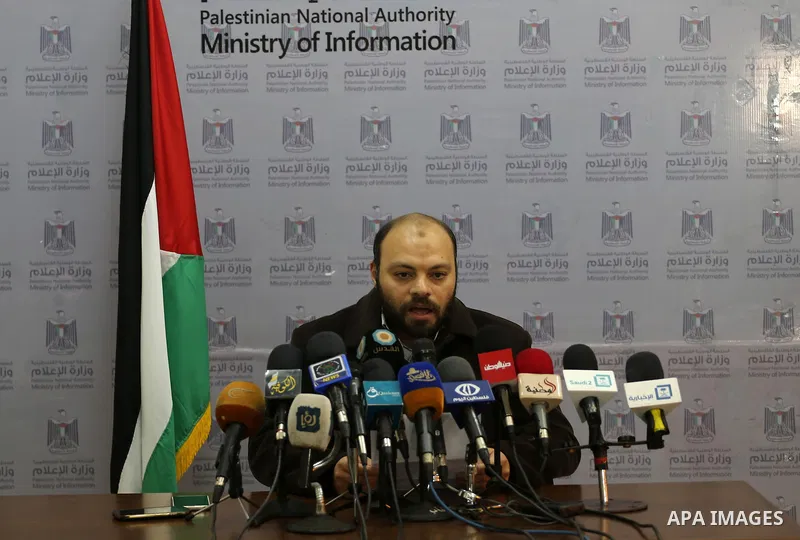 A head of information of the Palestinian Energy Authority, in Gaza Strip, Ahmed Abu el Amrain delivers speech in a press conference in Gaza City on January 13, 2016. Photo by Mohammed Asad