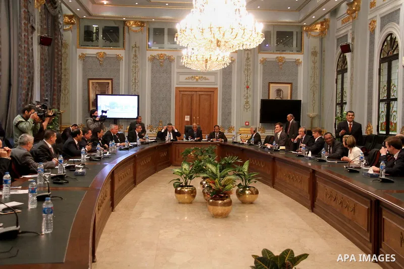 Members of Egypt's Parliament receives a delegation of British, in Cairo, Egypt, Jan. 16, 2016. Photo by Amr Sayed