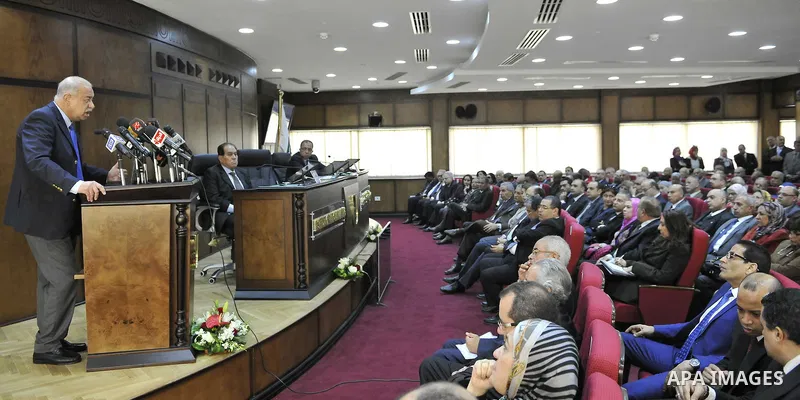 Egyptian Prime Minister, Ismail Sharif, visits the Ministry of Planning, in Cairo, Egypt, o January 16, 2016. Photo by Stringer