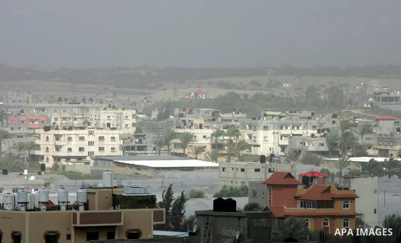 A general view show the Rafah city in the southern Gaza strip, on january 19, 2016. Photo by Abed Rahim Khatib