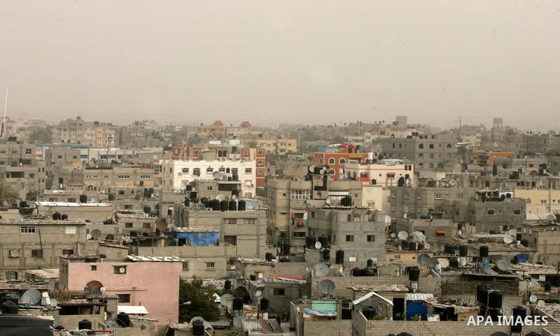 A general view show the Rafah city in the southern Gaza strip, on january 19, 2016. Photo by Abed Rahim Khatib
