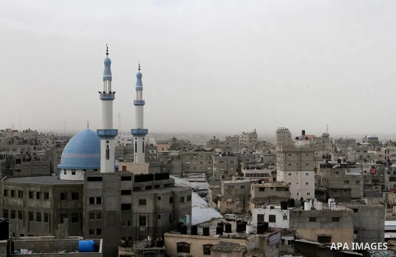 A general view show the Rafah city in the southern Gaza strip, on january 19, 2016. Photo by Abed Rahim Khatib