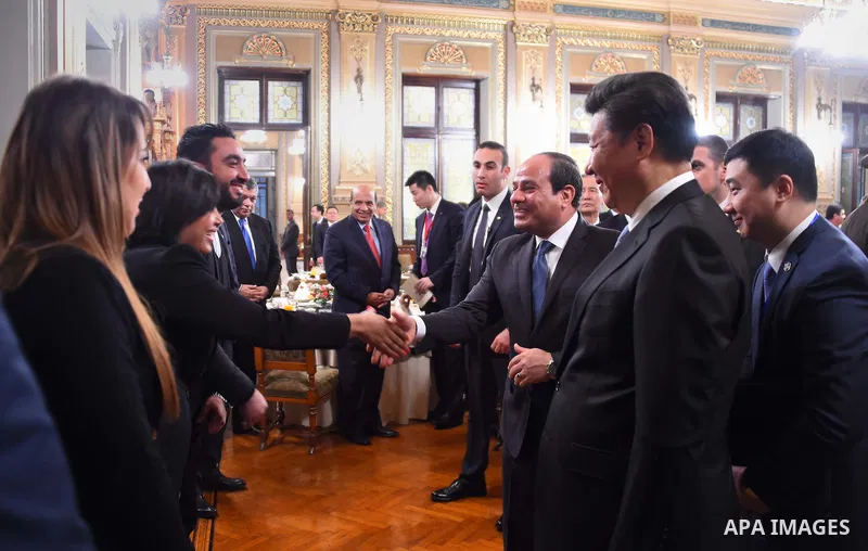 Egyptian President Abdel Fattah al-Sisi meets with Chinese President Xi Jinping, in Cairo, Egypt, January 20, 2016. Xi Jinping arrived in Cairo Wednesday for a state visit to Egypt, the second leg of his three-nation Mid...