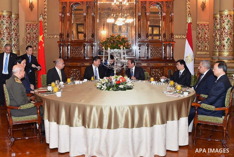 Egyptian President Abdel Fattah al-Sisi meets with Chinese President Xi Jinping, in Cairo, Egypt, January 20, 2016. Xi Jinping arrived in Cairo Wednesday for a state visit to Egypt, the second leg of his three-nation Mid...