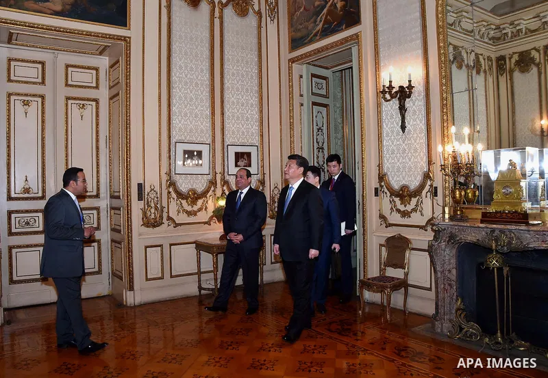 Egyptian President Abdel Fattah al-Sisi meets with Chinese President Xi Jinping, in Cairo, Egypt, January 20, 2016. Xi Jinping arrived in Cairo Wednesday for a state visit to Egypt, the second leg of his three-nation Mid...