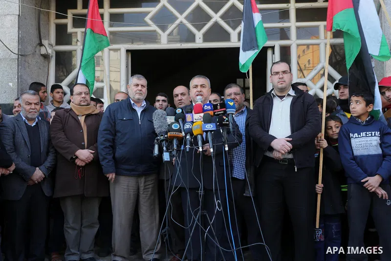 Senior Hamas leader Ismail Radwan, speaks during a press conference, in Gaza city on January 21, 2016. Photo by Mohammed Asad