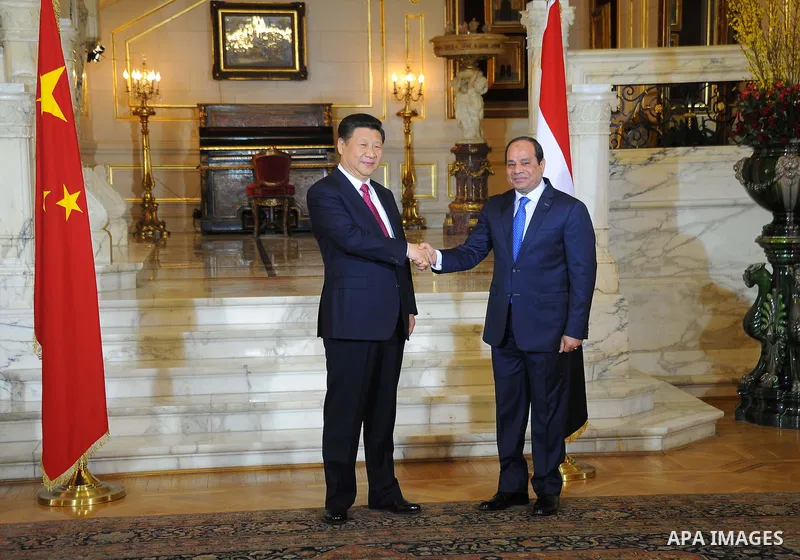 Egyptian President Abdel Fattah al-Sisi meets with Chinese President Xi Jinping at the presidential palace, in Cairo, Egypt, January 21, 2016, in this handout courtesy of the Egyptian Presidency. Photo by Egyptian Presid...