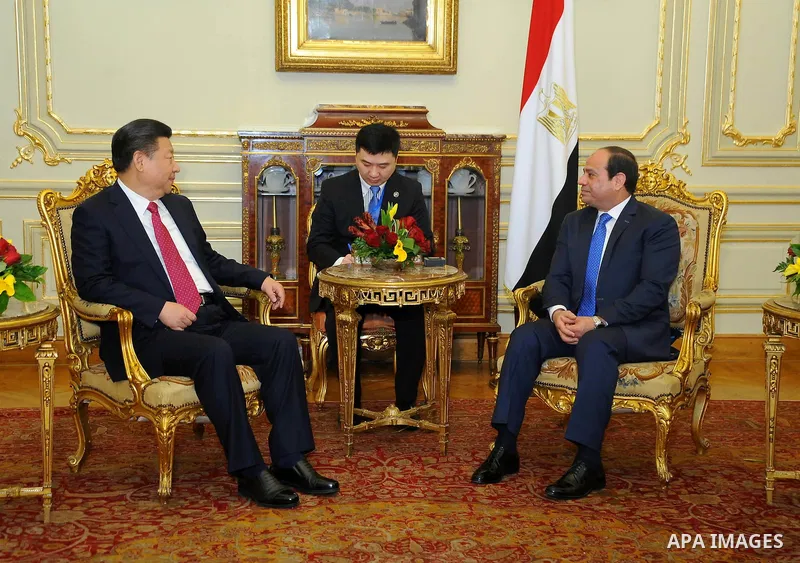 Egyptian President Abdel Fattah al-Sisi meets with Chinese President Xi Jinping at the presidential palace, in Cairo, Egypt, January 21, 2016, in this handout courtesy of the Egyptian Presidency. Photo by Egyptian Presid...