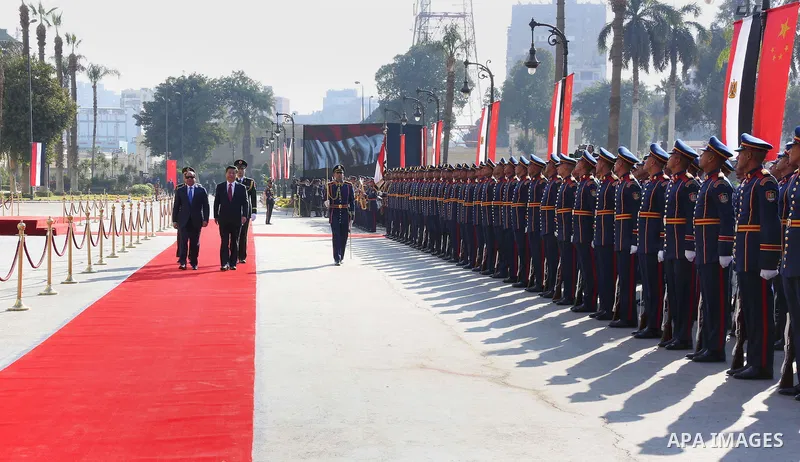 Egyptian President Abdel Fattah al-Sisi meets with Chinese President Xi Jinping at the presidential palace, in Cairo, Egypt, January 21, 2016, in this handout courtesy of the Egyptian Presidency. Photo by Egyptian Presid...