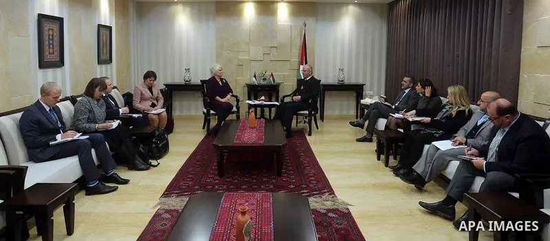 Palestinian Prime Minister, Rami Hamdallah, meets with Estonian Foreign Minister, Marina Kaljurand, in the West Bank city of Ramallah, January 24, 2016. Photo by Prime Minister Office