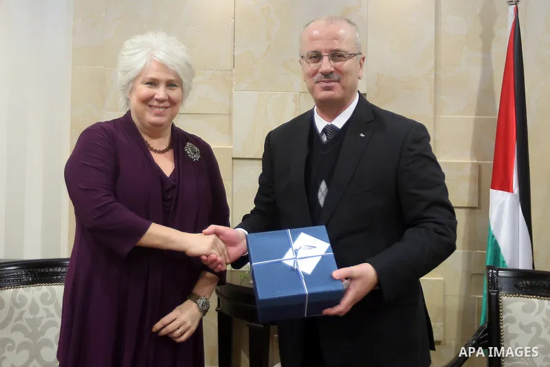 Palestinian Prime Minister, Rami Hamdallah, meets with Estonian Foreign Minister, Marina Kaljurand, in the West Bank city of Ramallah, January 24, 2016. Photo by Prime Minister Office