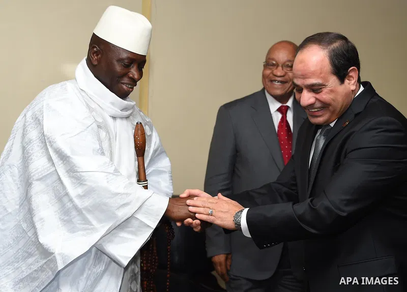 Egyptian President Abdel Fattah al-Sisi meets with the African chairs and leaders during participation in the African summit, in Cairo, on January 29, 2016. Photo by Egyptian President Office
