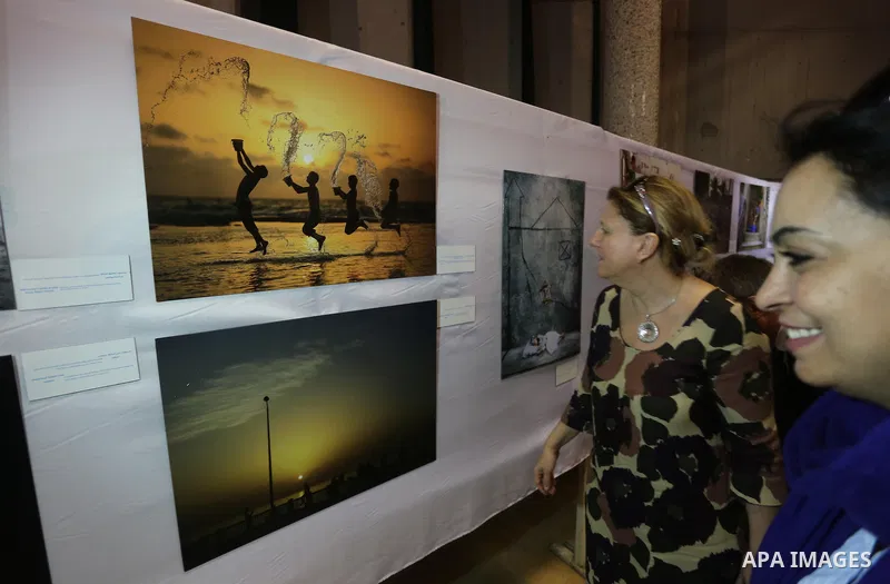 Director of cooperation and projects in the European Union in Palestine Alessandra Visr, attends a photo gallery organized by the Relief and Works Agency "UNRWA", in Gaza city on Feb. 15, 2016. Photo by Mohammed Asad