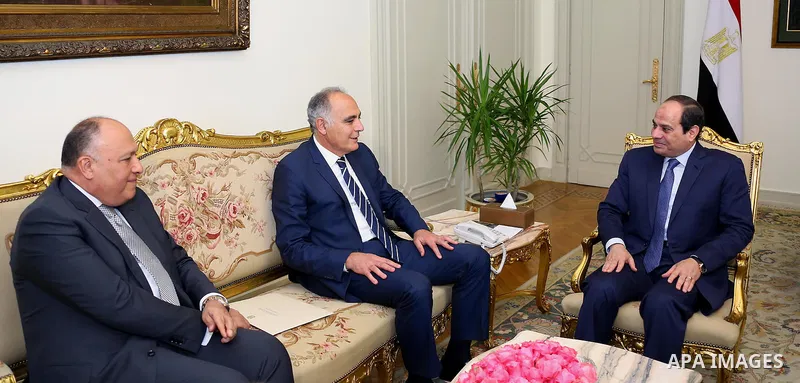 Egyptian President Abdel Fattah al-Sisi meets with Minister of Foreign Affairs of Morocco in Cairo, Egypt, on Feb. 16, 2016. Photo by Egyptian President Office