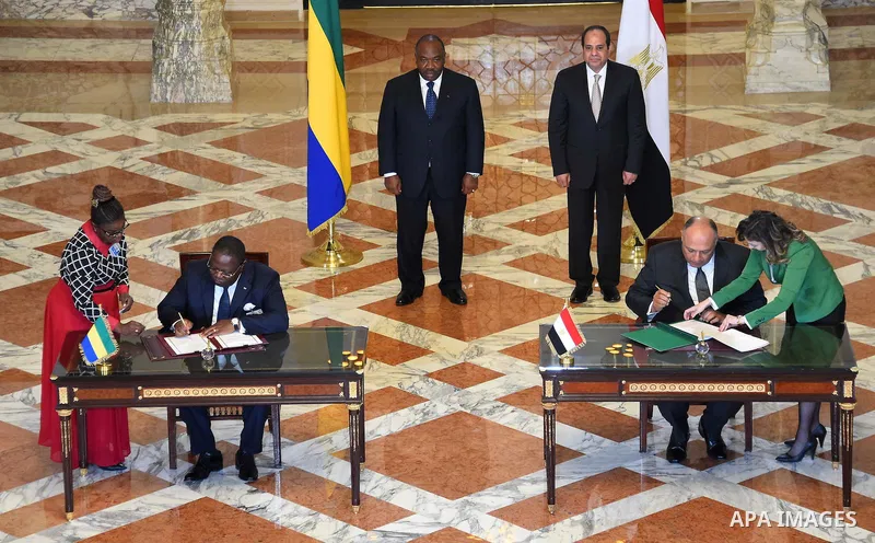 Egyptian President Abdel Fattah al-Sisi and President of Gabon Ali Bongo attend the signature of cooperation in the Egyptian capital Cairo on Feb. 18, 2016. Photo by Egyptian President Office