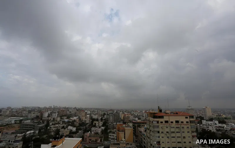 A general view show the Gaza city, on February 21, 2016. Photo by Mohammed Asad