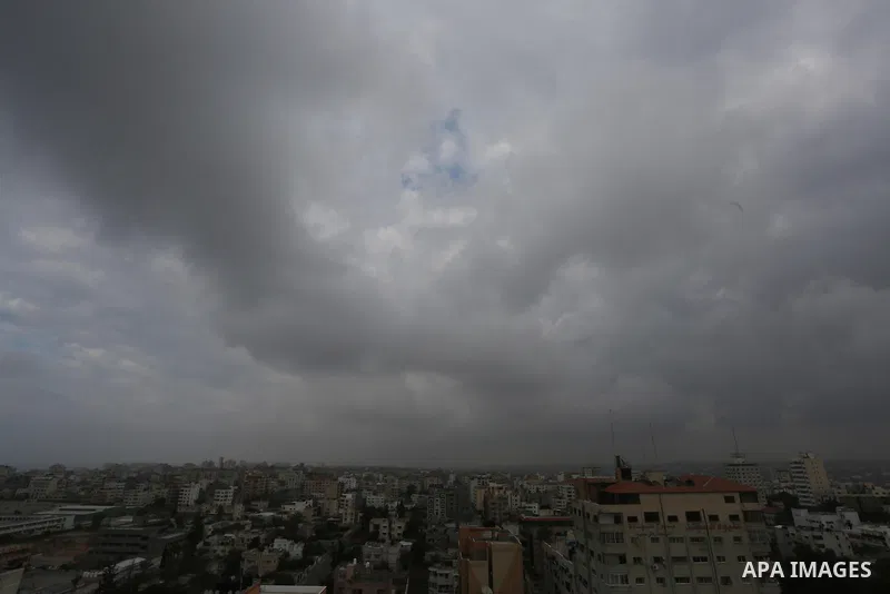 A general view show the Gaza city, on February 21, 2016. Photo by Mohammed Asad