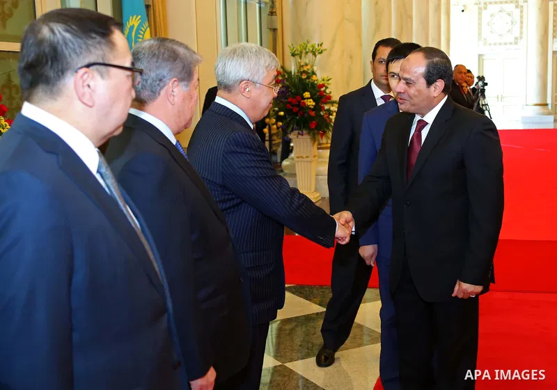 Kazakh President Nursulan Nazarbayev welcomes his Egyptian counterpart Abdel Fattah al-Sisi during their meeting in Astana on February 26, 2016. Photo by Egyptian President Office